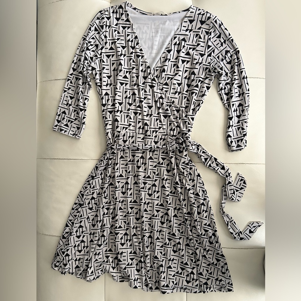 Stylish Black and White Dress